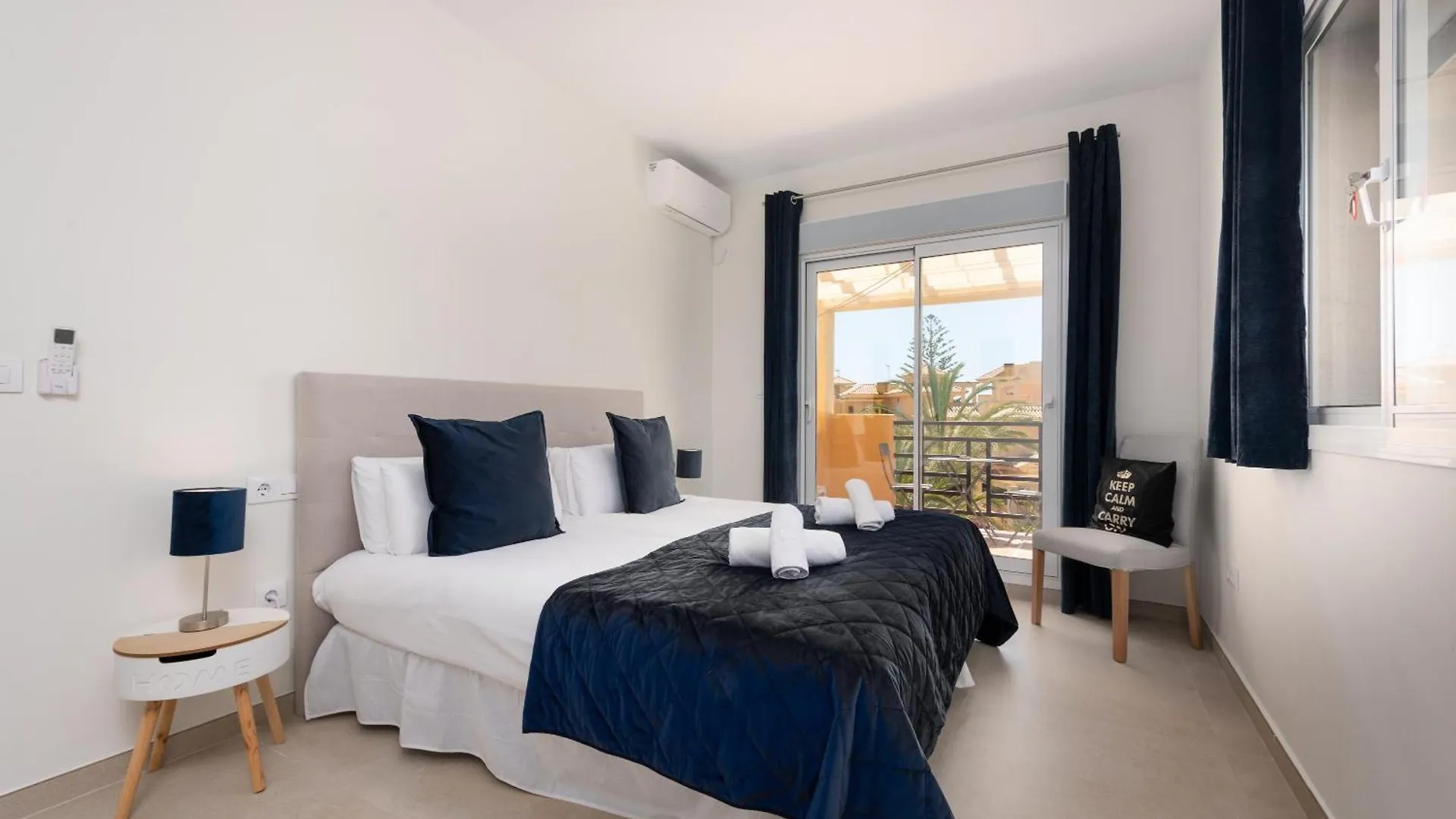 La Palmera Beach Villa Estepona